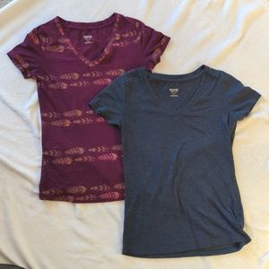 Set of 2 Mossimo V Neck Tees